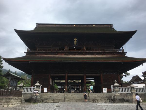 日本・長野県「善光寺」の写真