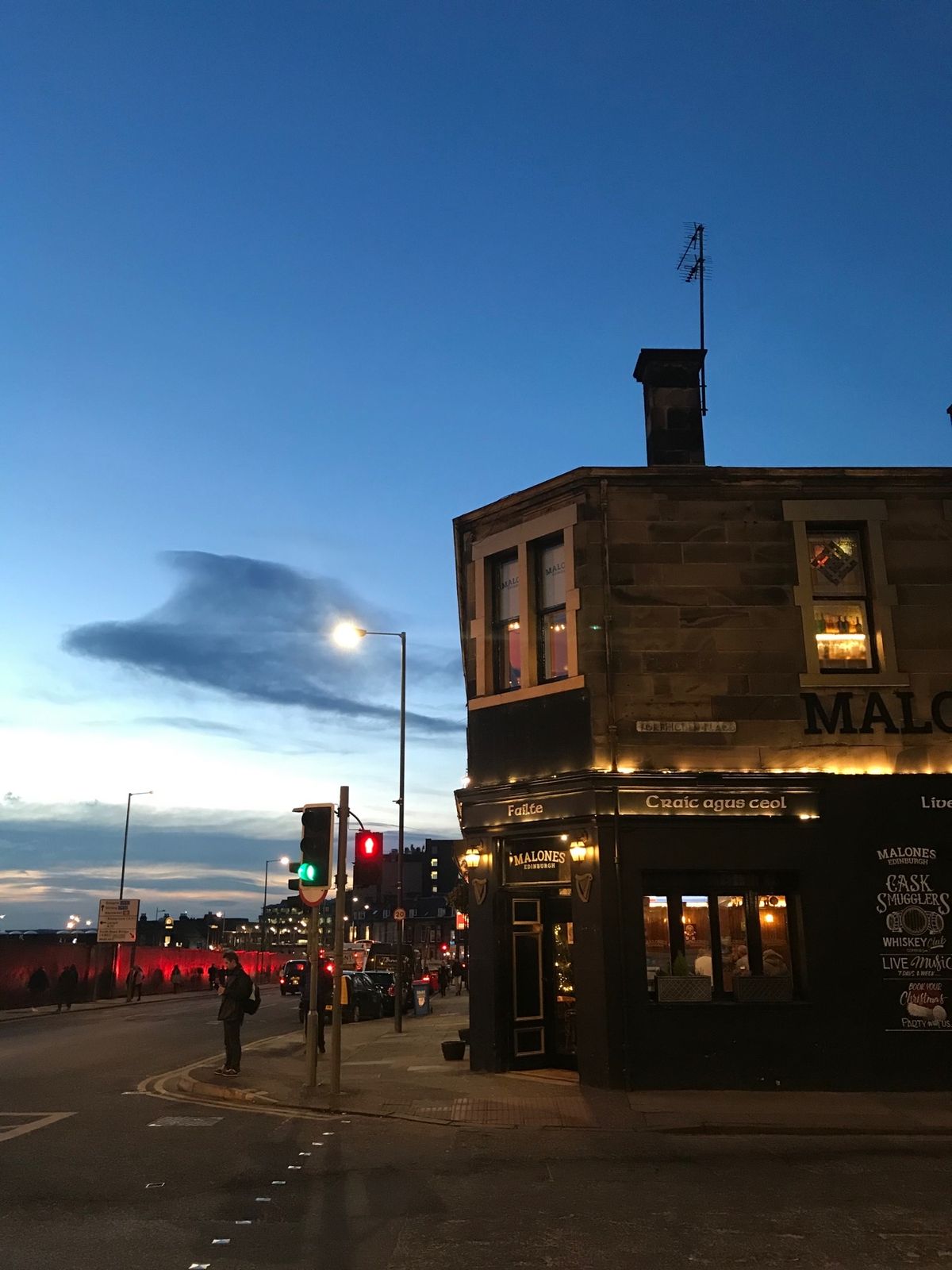 ①2018年12月12日に関空よりエミレーツで出発✈️
ほぼ丸一日かけてス...