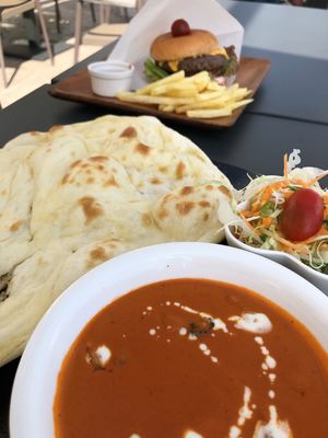 下山後、急いでハナサキマルシェへ。
きいやま商店ミニライブ整理券をゲット！...