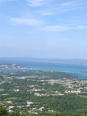 下山後、急いでハナサキマルシェへ。
きいやま商店ミニライブ整理券をゲット！...