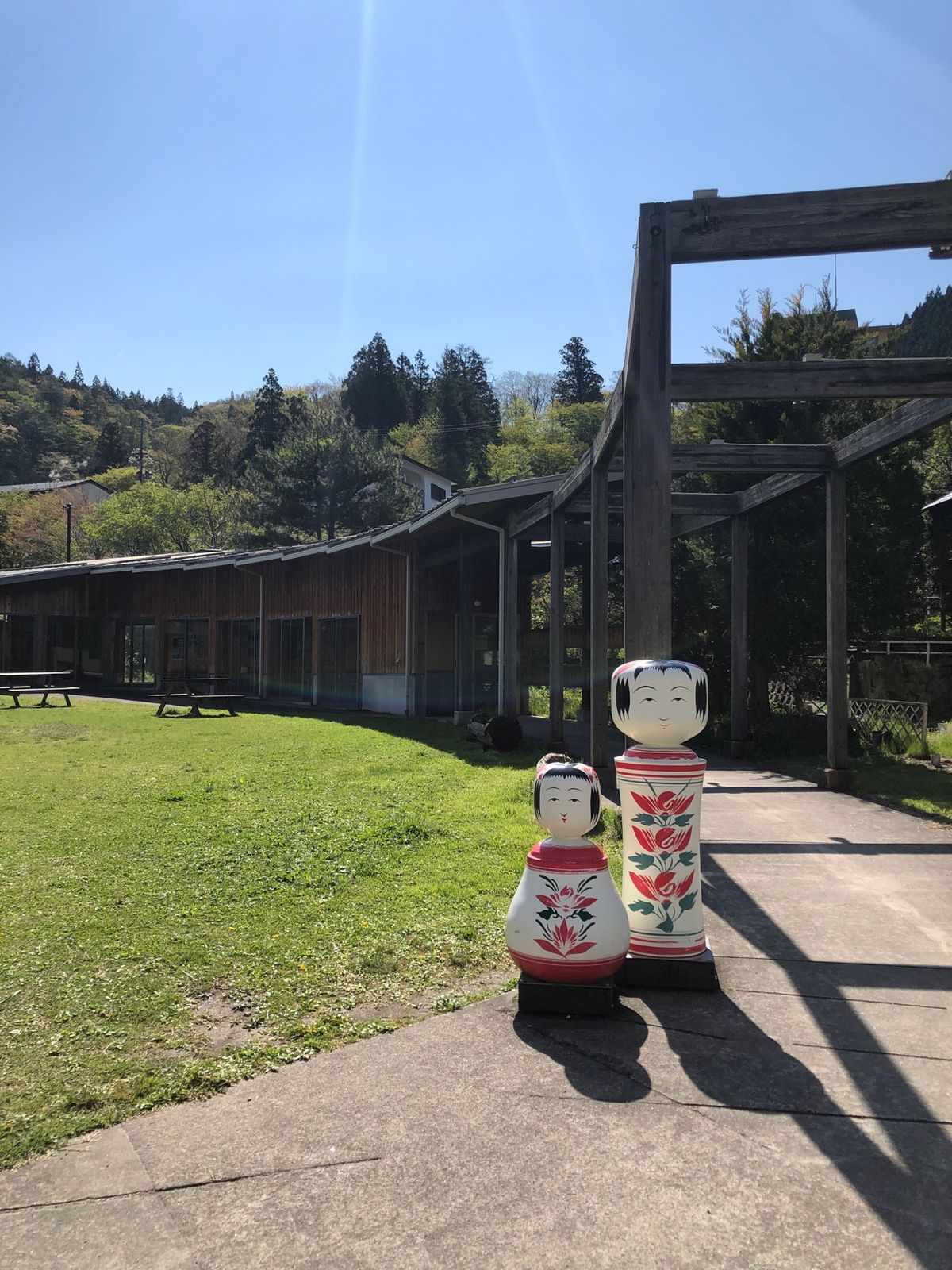 張り切りすぎてダム見学会の集合時間よりも3時間くらい早く着いてしまったので...