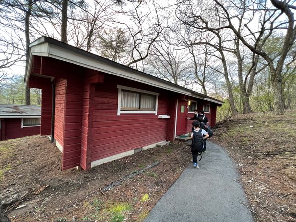 日本・軽井沢「プリンスホテル軽井沢のコテージに泊まってみる」の写真：プリンスホテル軽井沢イーストのコテージA...