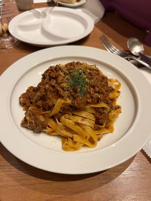 オールデイダイニング カルイザワグリル

洋食屋さん
色々頼んだけど美味し...
