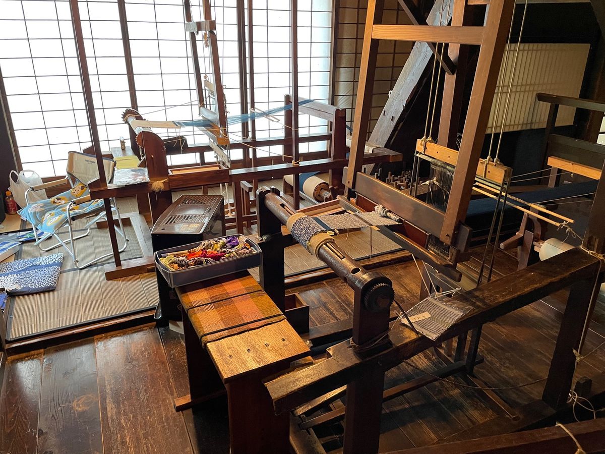 高山市郊外の「飛騨の里」。古い民家が移築されています。