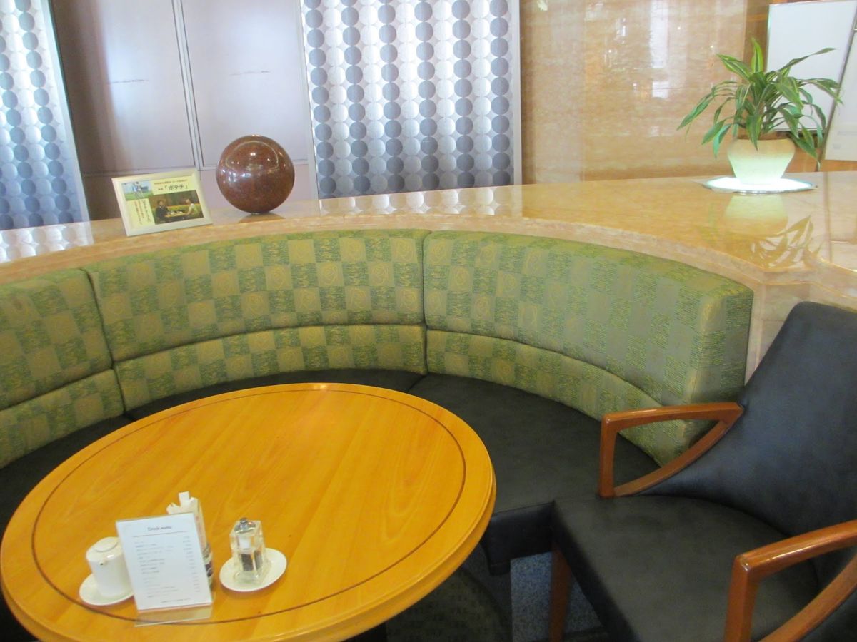 ゴールデンスランバー
アヒルと鴨のコインロッカー
などなど映画のロケ地巡り...