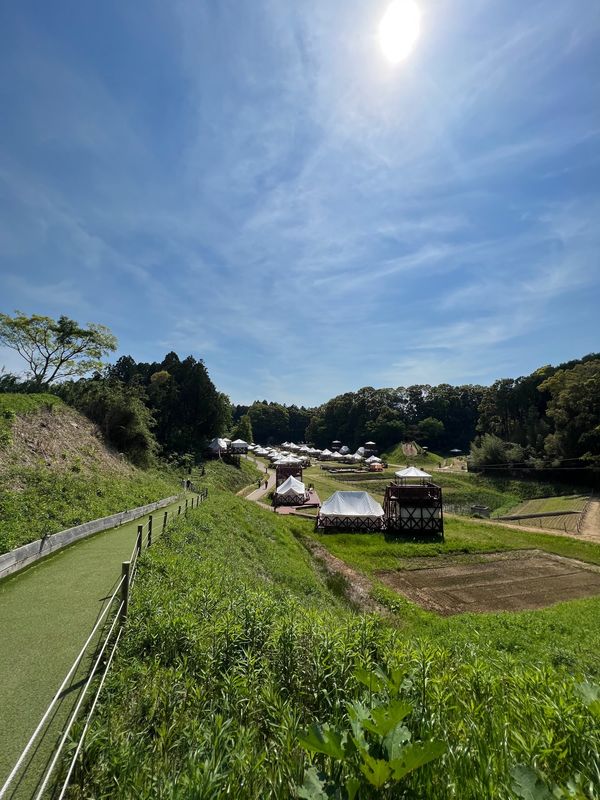 日本・千葉県「THE FARM（ザファーム）のコテージでグランピング！」の写真：今回泊まるのはコテージですが、キャンプサ...