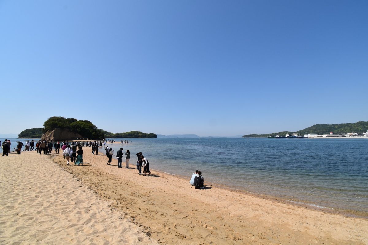小豆島のエンジェルロード！

実はつながっていなかったんだけど、人多すぎて...