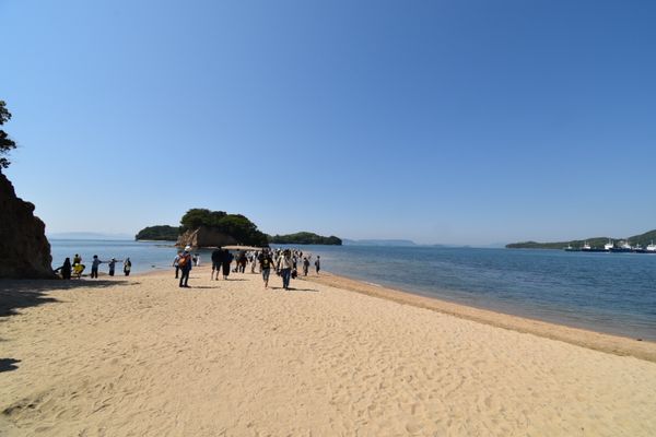 日本・香川県「香川旅！2泊3日！」の写真：小豆島のエンジェルロード！

実はつなが...