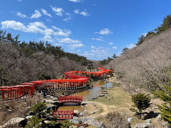 日本・銀山温泉「北東北周遊旅行」の写真：#高山稲荷神社#千本鳥居