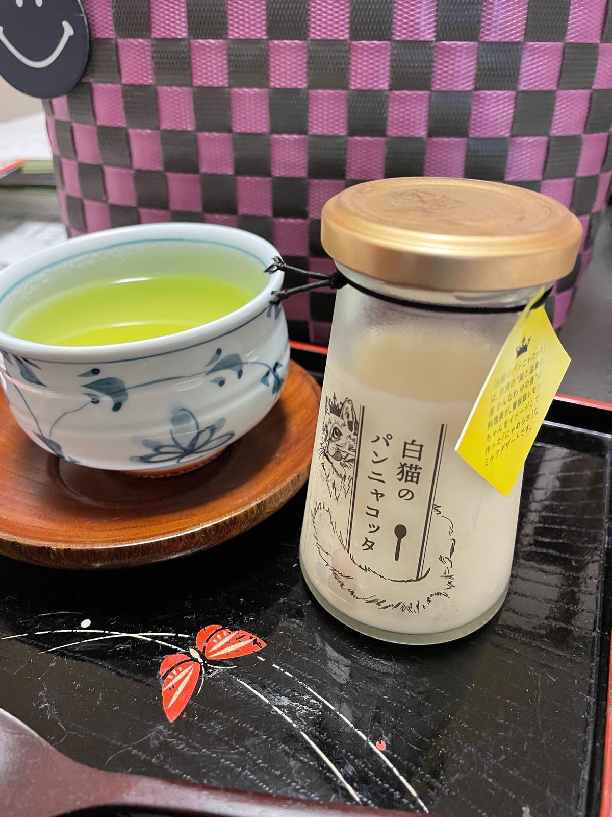 別府の宿は鉄輪温泉で。
猫ちゃんの女将ほか猫スタッフがお出迎え😸
温泉♨️...