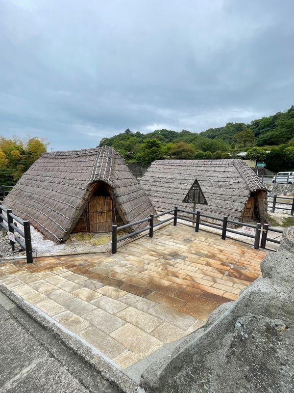 日本・山口県「関門海峡〜別府の旅」の写真：鉄輪からバスに乗って行った明礬温泉。
湯...