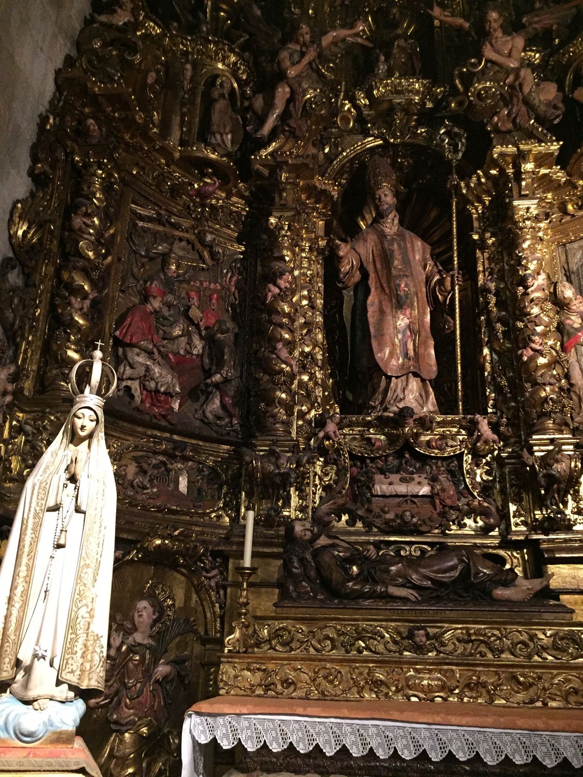 ホテル近くの聖堂