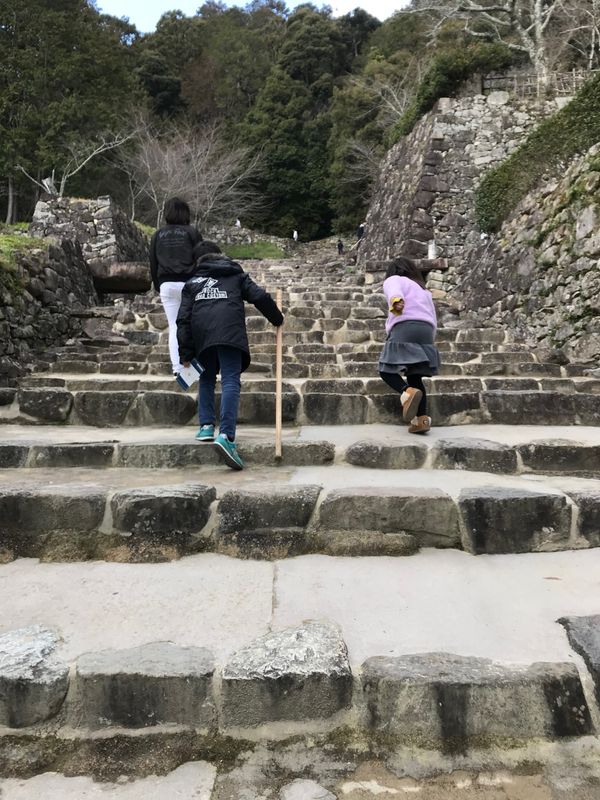 日本・滋賀県「安土城跡　散歩」の写真：コロナ禍で家に籠りっぱなしもと思い墓参り...