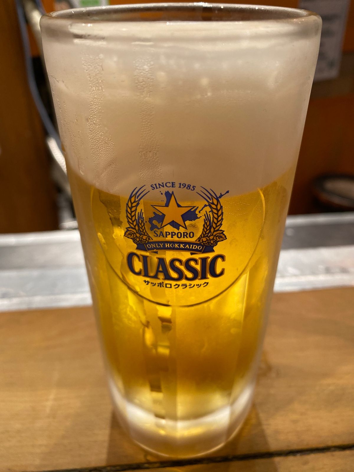 2日目は昼からジンギスカンビール。
美味しくないはずがない。
