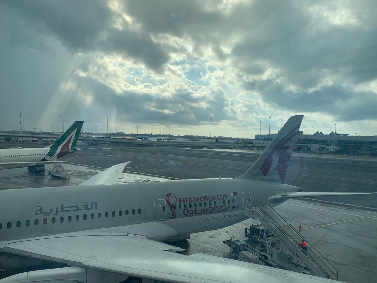 1枚目はとても有名なくまです。これを目指してラウンジへ。
ドーハは初めてだ...