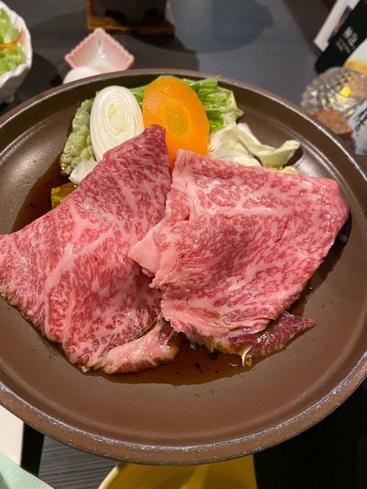 GW房総一泊二日旅行🚗(7)
美食をうたうお宿だけあって
夕飯はとっても豪...