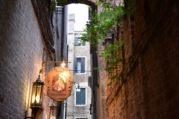 イタリア・ヴェネツィア「イタリア旅行」の写真：ヴェネツィアの街並み