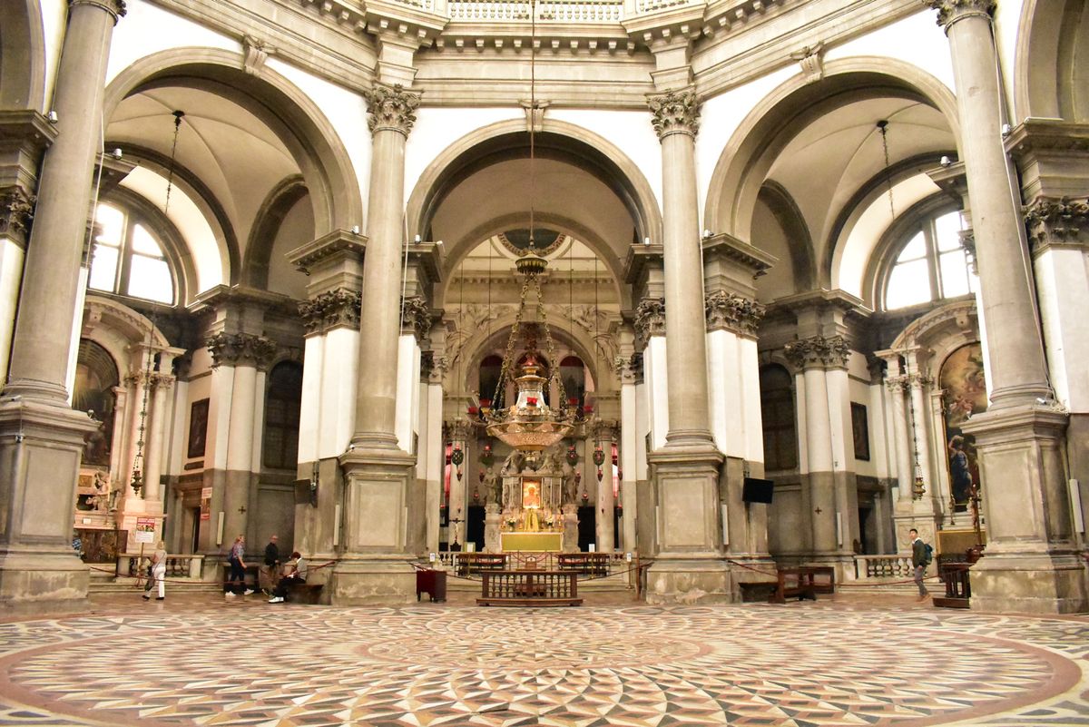 聖マリア・デッラ・サルーテ聖堂