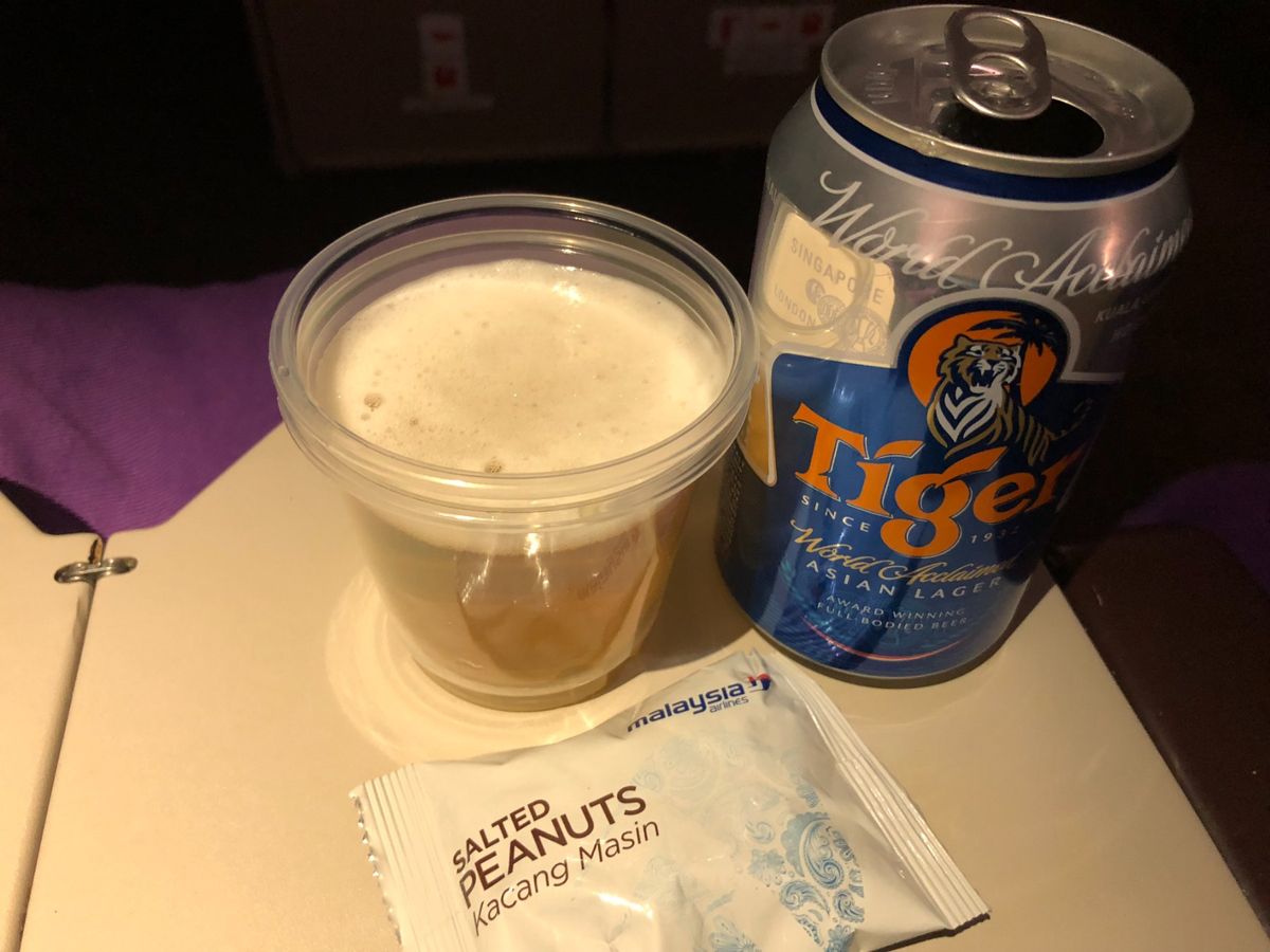 MH71　NRT-KUL　9M-MNE
Airbus A380