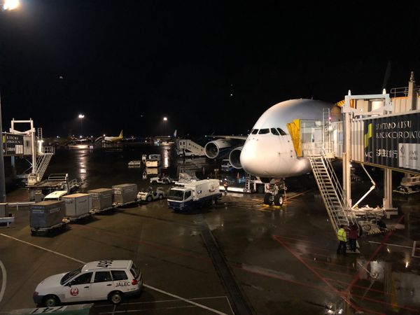 マレーシア・クアラルンプール「クアラルンプール経由シンガポール旅行」の写真：A330からのシップチェンジでA380