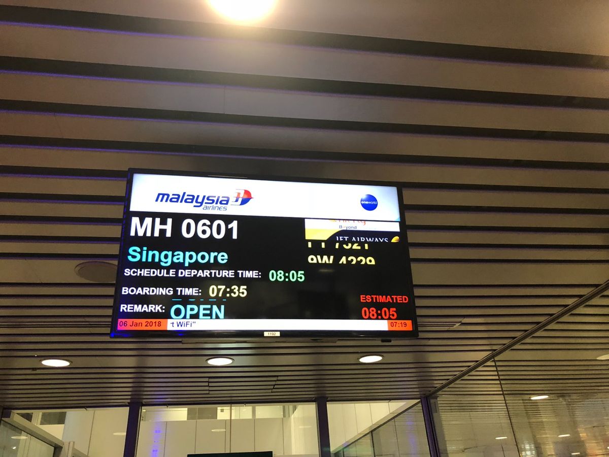 MH601　KUL-SIN　9M-MLJ
Boeing737-800
