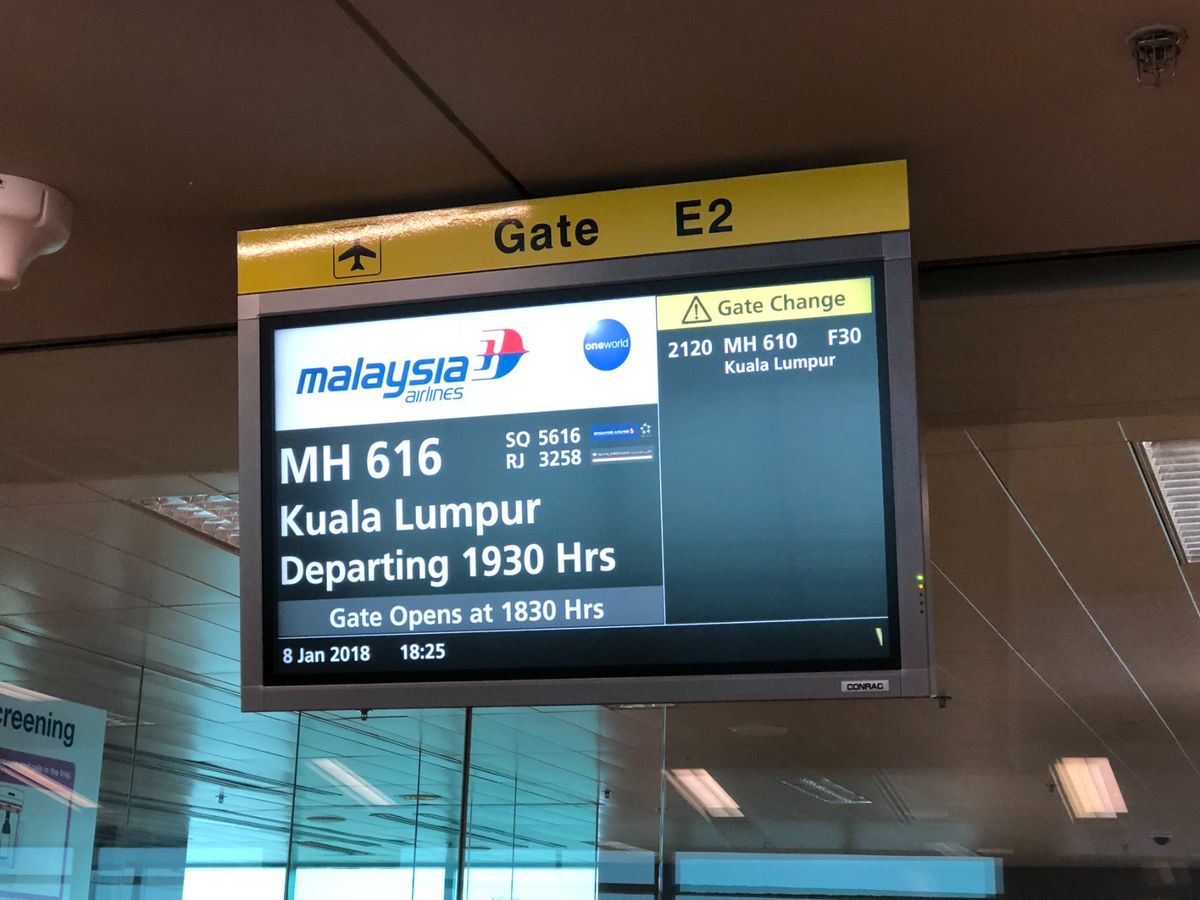 MH616　KUL-SIN　9M-MXO
Boeing737-800