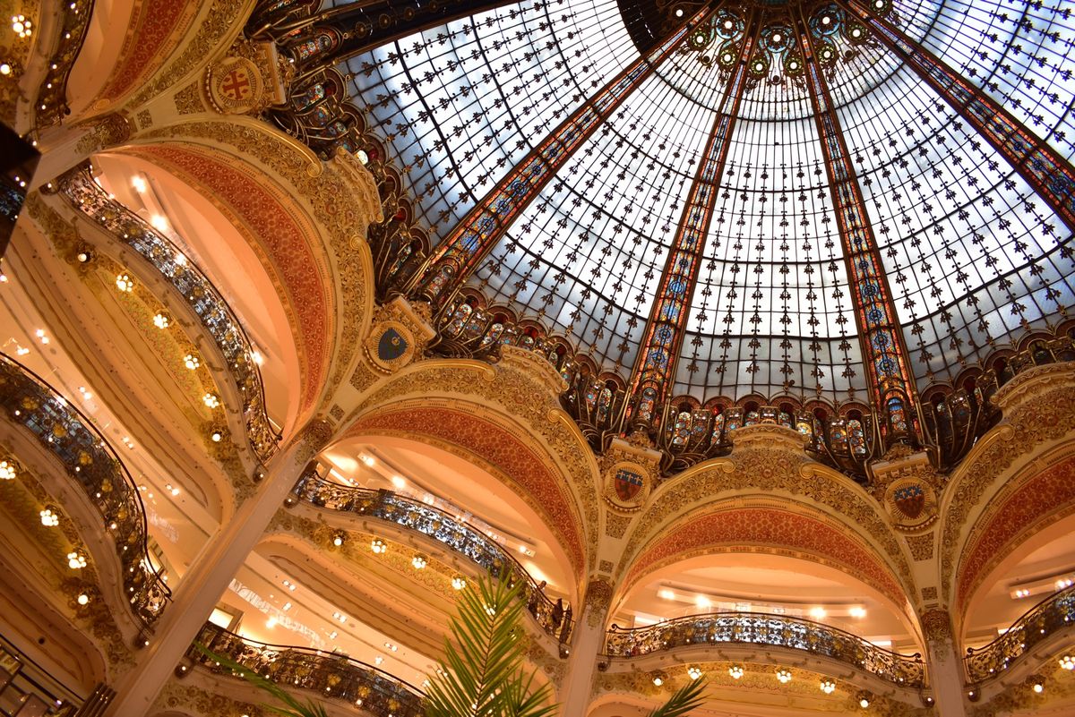 エッフェル塔→凱旋門→ラファイエット