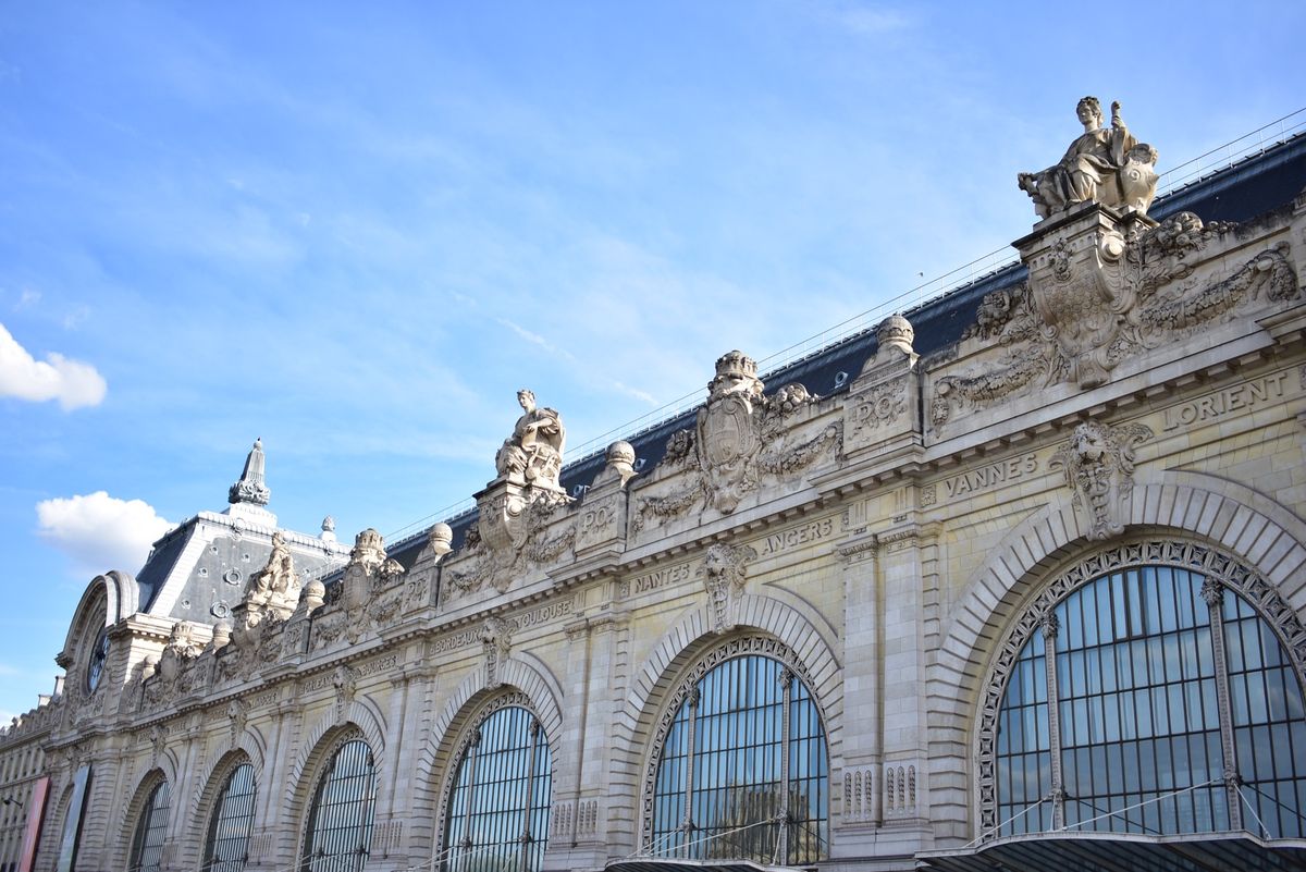 パリ散歩　ヴァンドーム広場　芸術橋