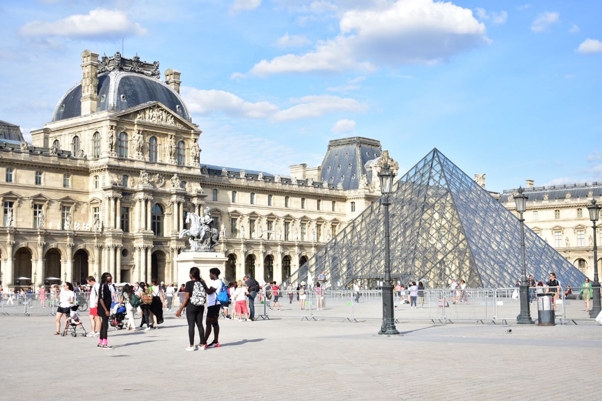 ルーブル美術館