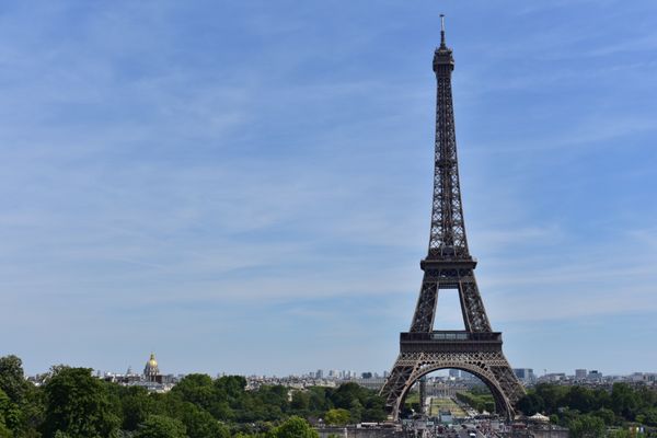 フランス・パリ「パリ旅行」の写真：エッフェル塔→凱旋門→ラファイエット