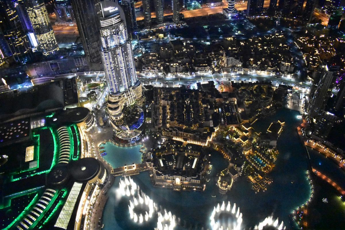 ブルジュハリファからの夜景