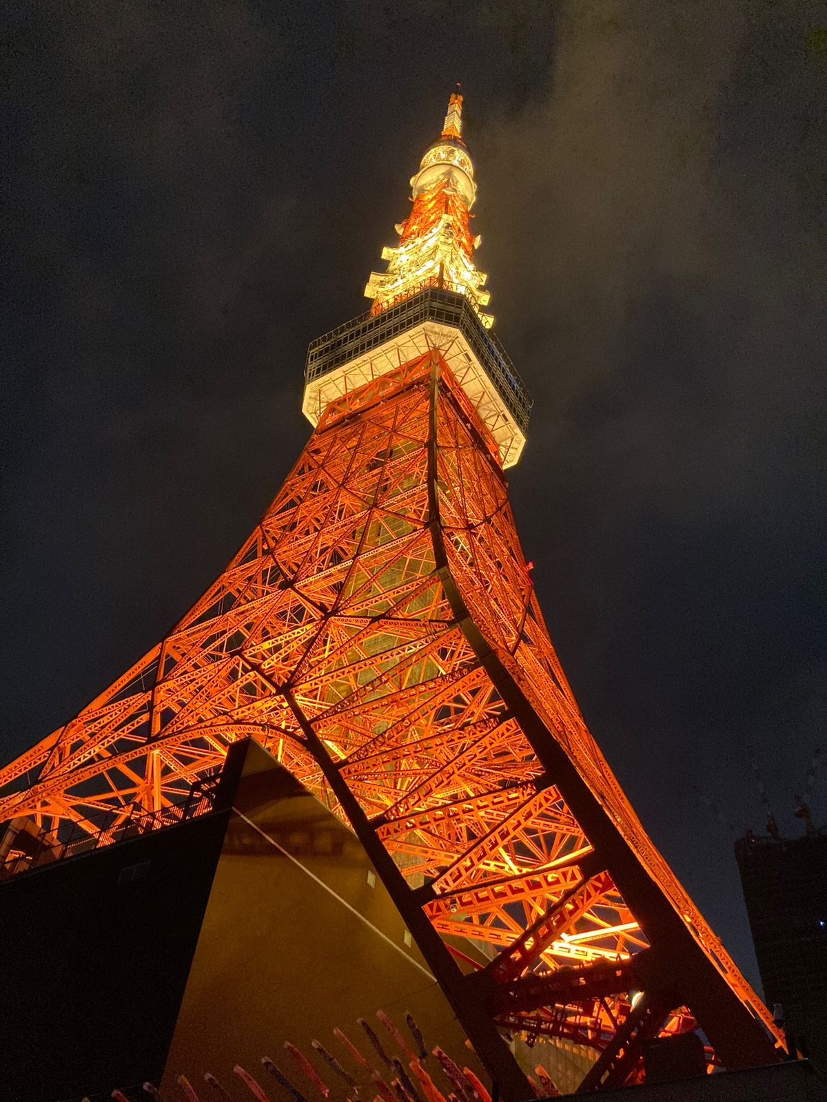 ライブ後は、ホテルへ向かい、予約していたBISTRO J_Oへ。
スペシャ...