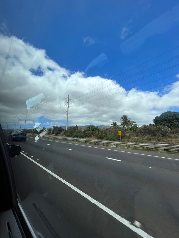 アメリカ(米国)・ハワイ「2年半ぶりのハワイへ！！！」の写真：ハワイ到着！空港で銀行からお金を出そうと...