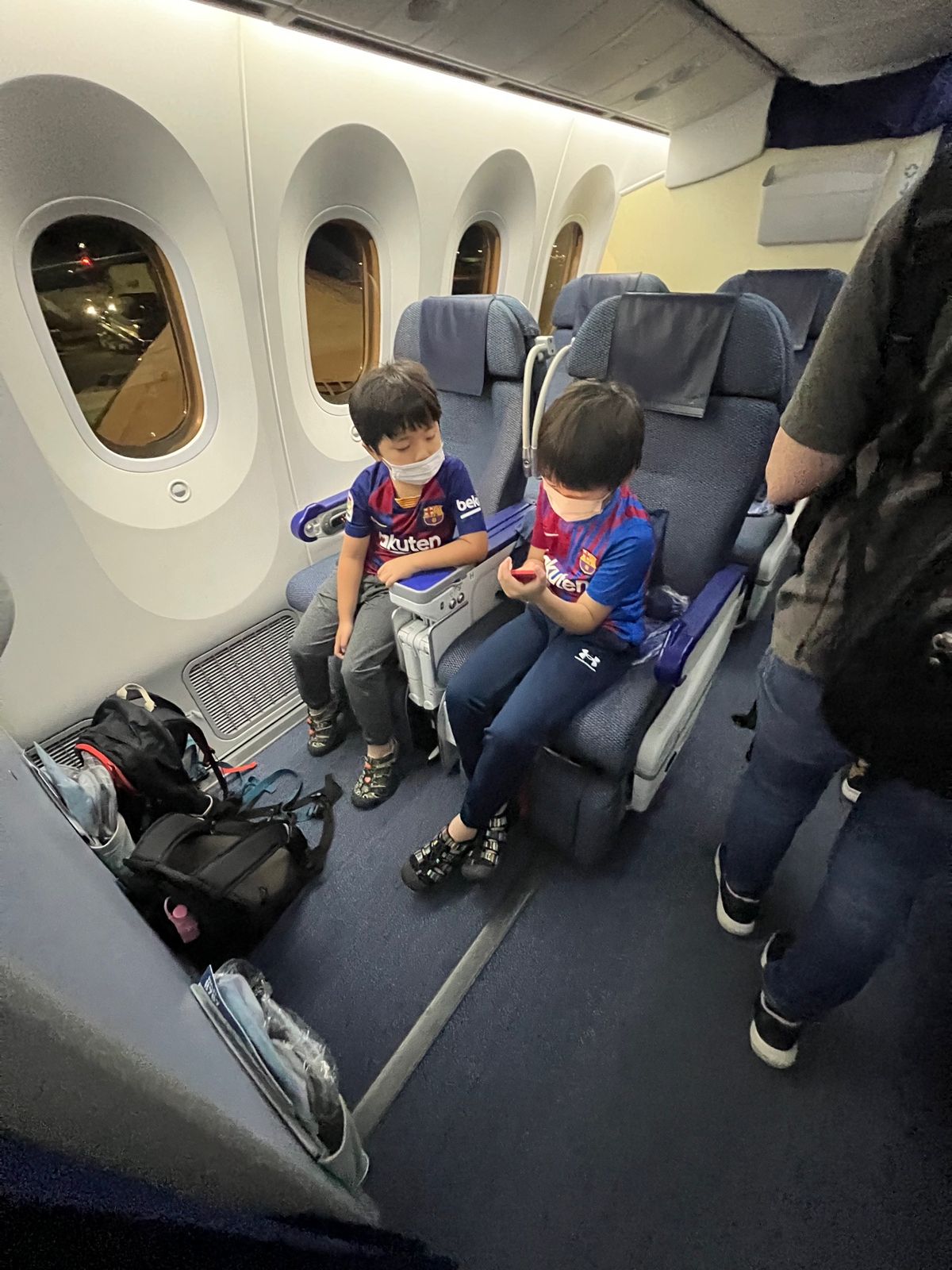 なんとか搭乗！

今回は初めて長男次男を子供たちだけで別クラスで乗せること...