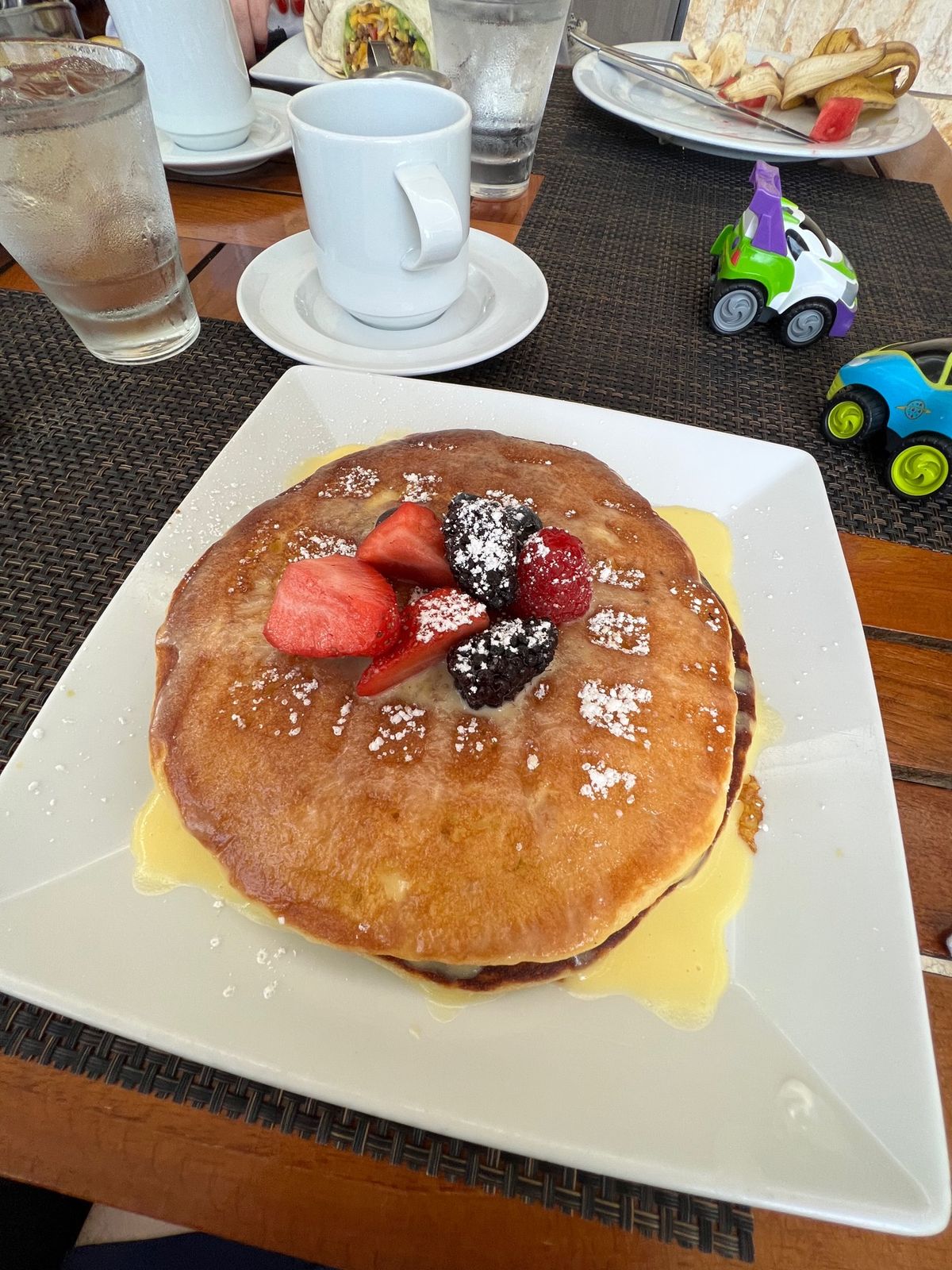 トランプホテルワイキキの朝食

以前のブッフェは和食などもありかなり充実し...