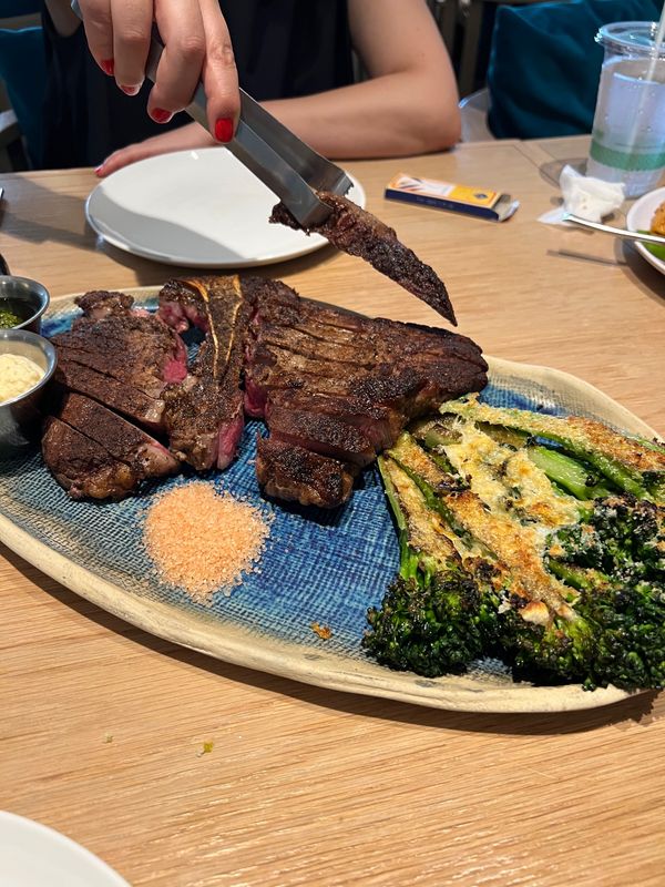 アメリカ(米国)・ハワイ「2年半ぶりのハワイへ！！！」の写真：フォーシーズンズのノエで夕食
やっぱここ...