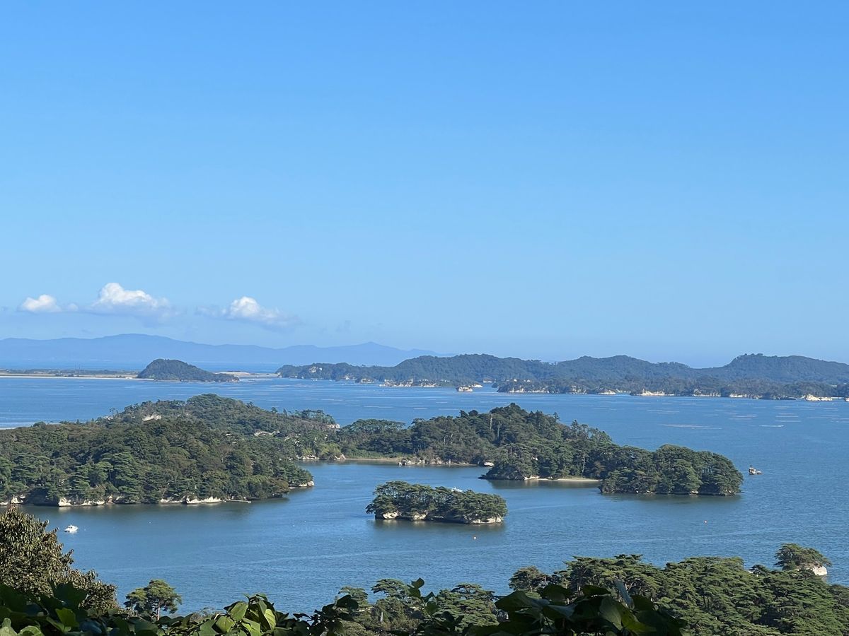 宮城県
日本三景　松島

日本三景だけに、とても素敵な景色。
松島は近づき...