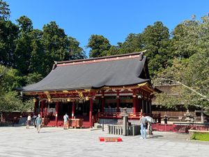 宮城県塩竈市
●鹽竈神社の鳥居
●鹽竈神社の本殿（左宮と右宮）
●鹽竈神社...