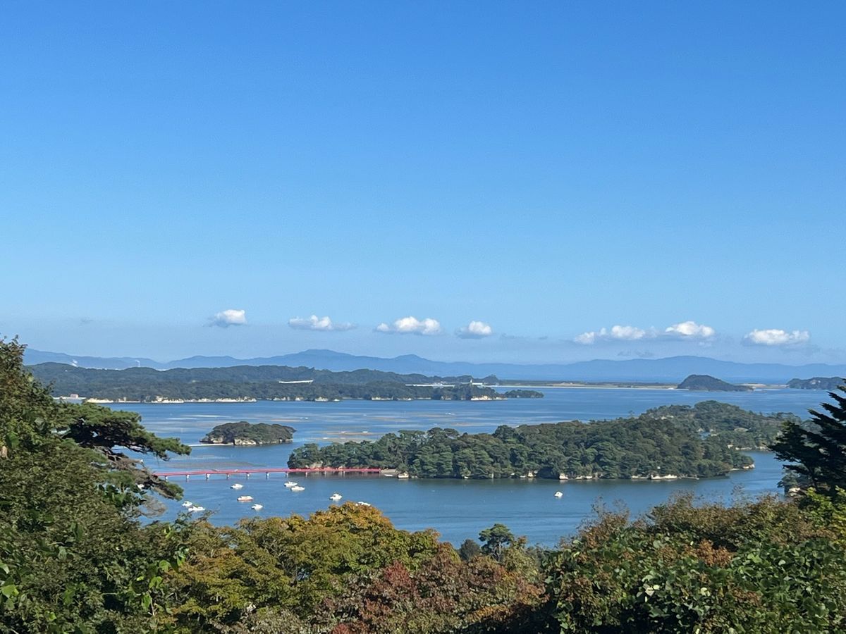 宮城県
日本三景　松島

日本三景だけに、とても素敵な景色。
松島は近づき...