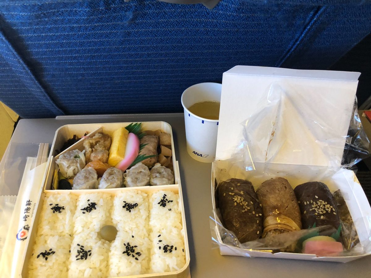 第一目的地の沖縄へ。
NH1097　HND-OKA
HA714A　Boei...