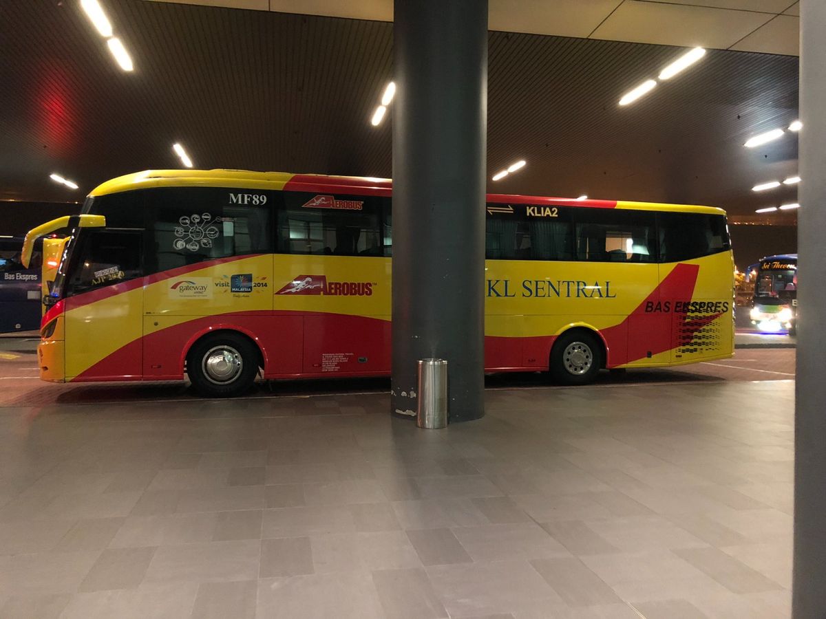 離島のランカウイに行く
前に腹ごしらえ