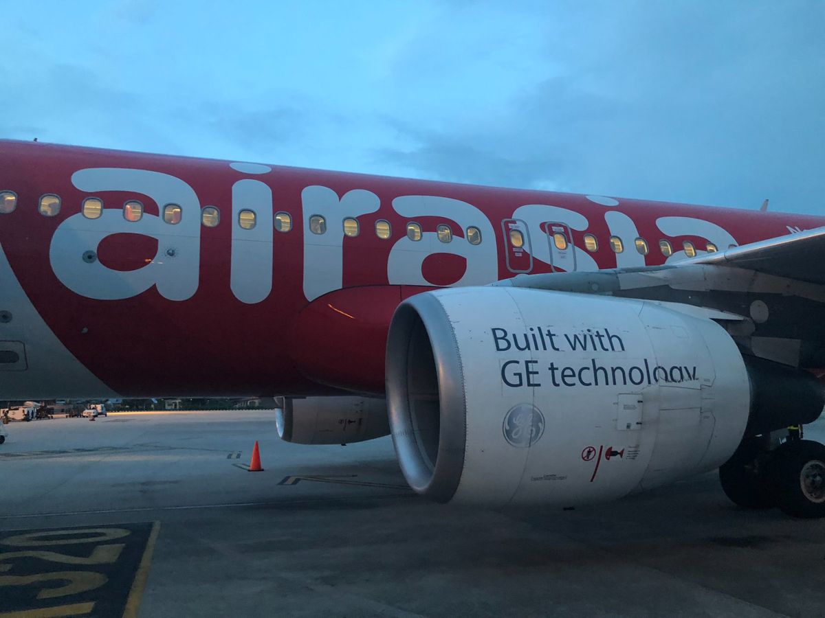 AK6319　LGK-KUL
9M-AQA　Airbus　A320-216