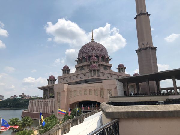 マレーシア・ランカウイ「2018GW那覇、台北経由マレーシア、ランカウイ」の写真：ピンクモスク