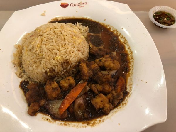 マレーシア・ランカウイ「2018GW那覇、台北経由マレーシア、ランカウイ」の写真：離島のランカウイに行く
前に腹ごしらえ