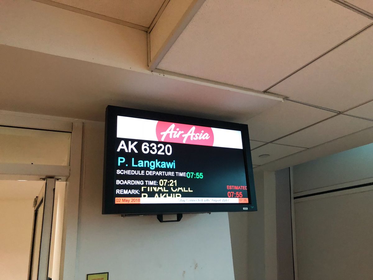 AK6320　KUL-LGK
9M-AJG　Airbus　A320-216