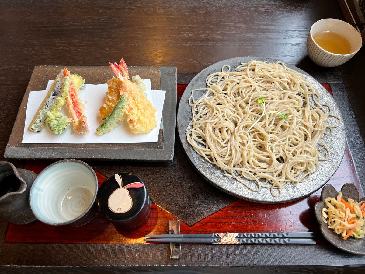 蕎麦『みずき』

寒晒し蕎麦は今日ラスト
コシが強くて美味しかった！