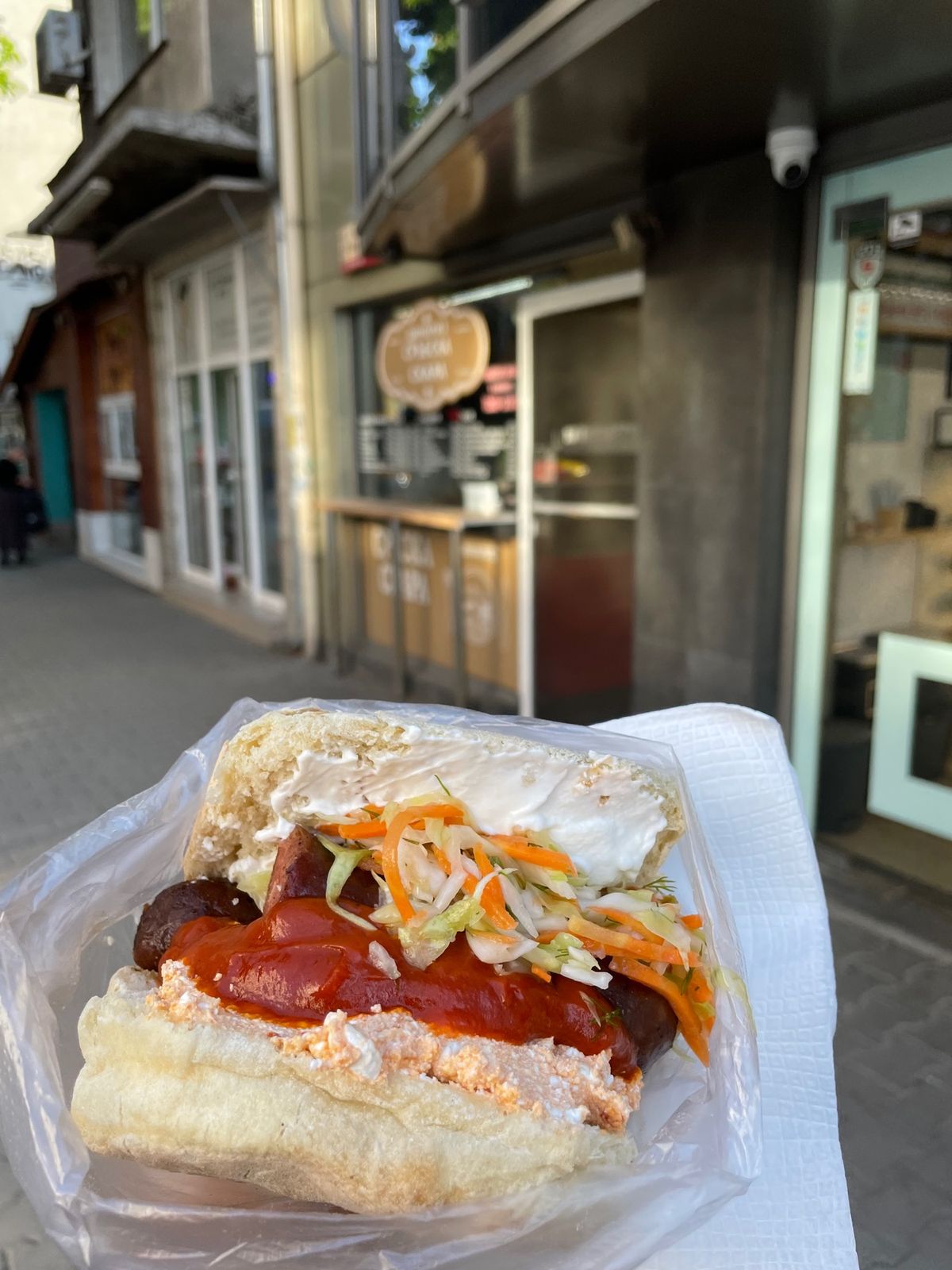 ・トラムを見ながら冷えたビールが楽しめるImperial Gastro H...