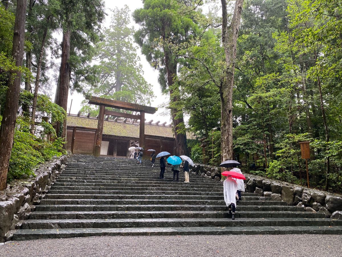 3日目は大雨☔️の中、伊勢神宮内宮と別宮 瀧原宮へ。
