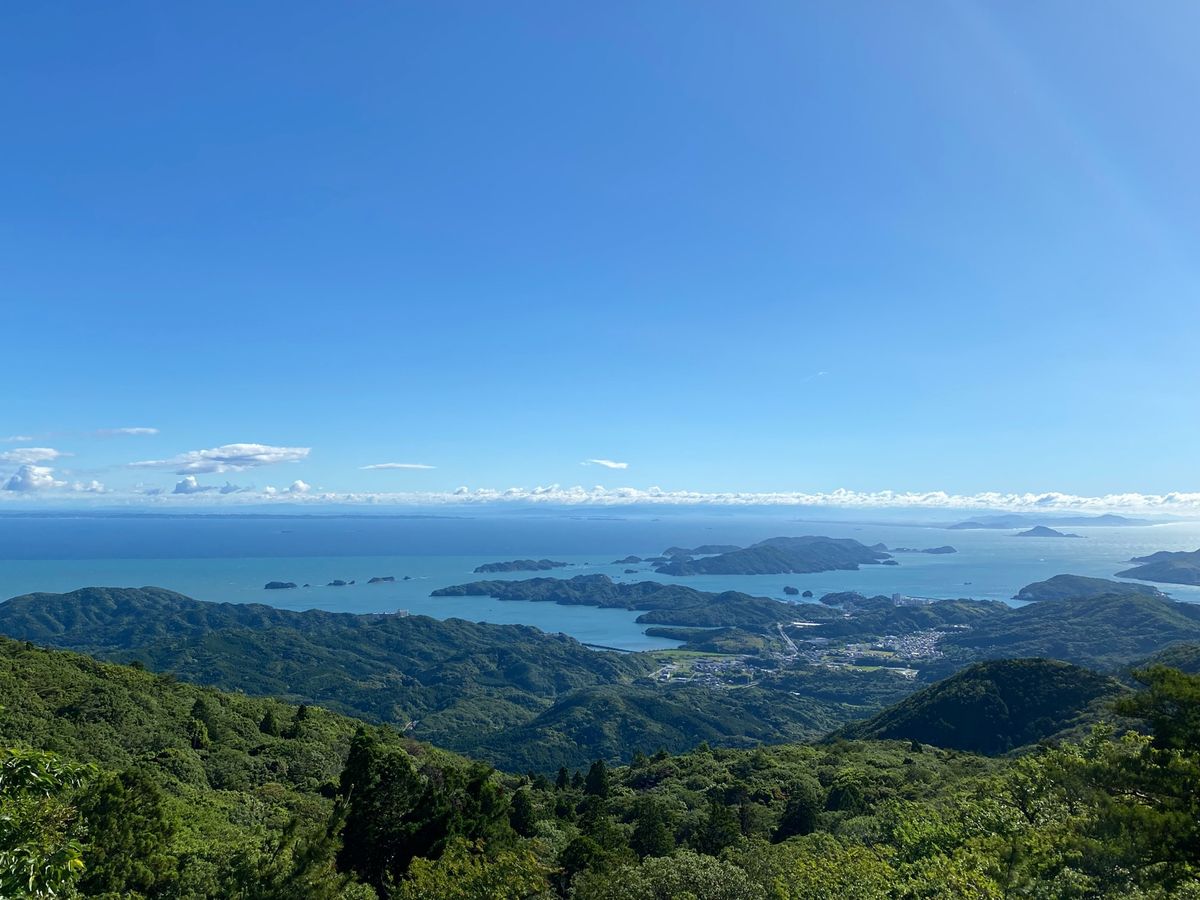 4日目朝、意外にも晴れたので伊勢志摩スカイラインを走り、朝熊山展望台へ。
...
