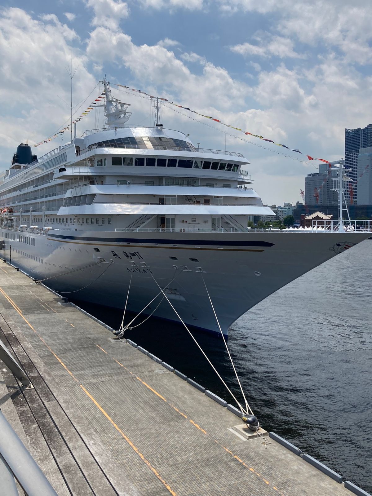 大桟橋から出港。
こんなご時世だからPCR検査を受けて、陰性を確認してから...